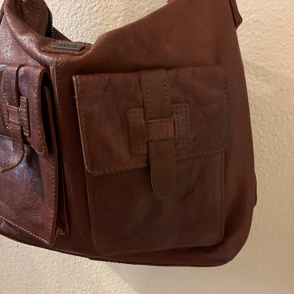 Spikes & Sparrow Leather Crossbody Bag - Picture 3 of 13